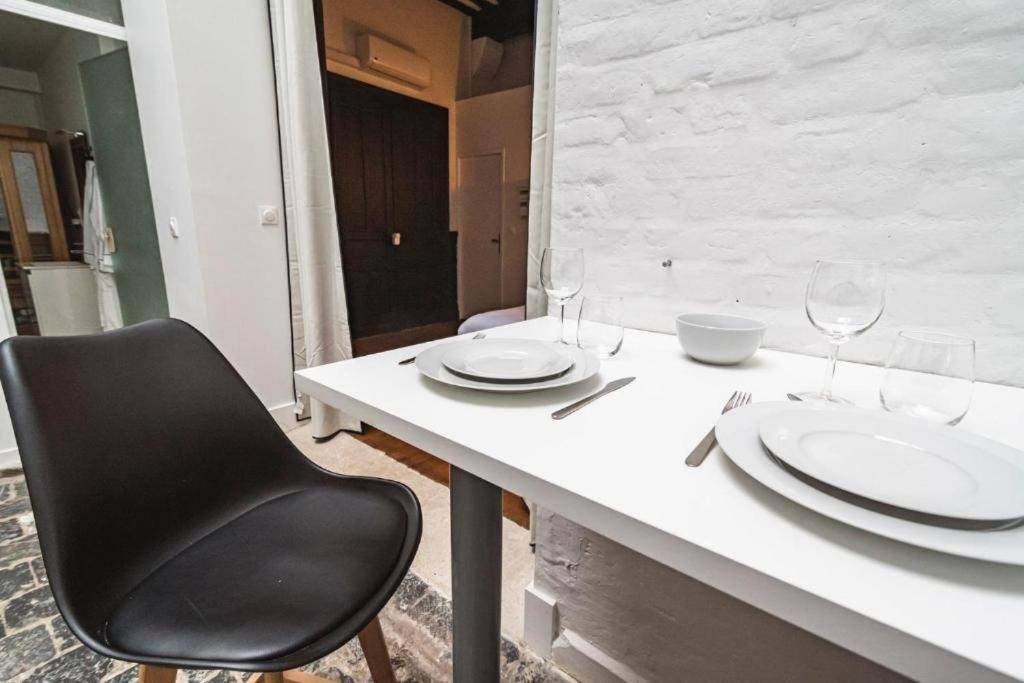 Steam, Baignoire Balneo Et Clim Apartment Reims Bagian luar foto
