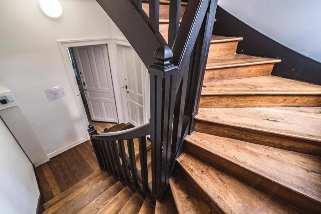 Steam, Baignoire Balneo Et Clim Apartment Reims Bagian luar foto