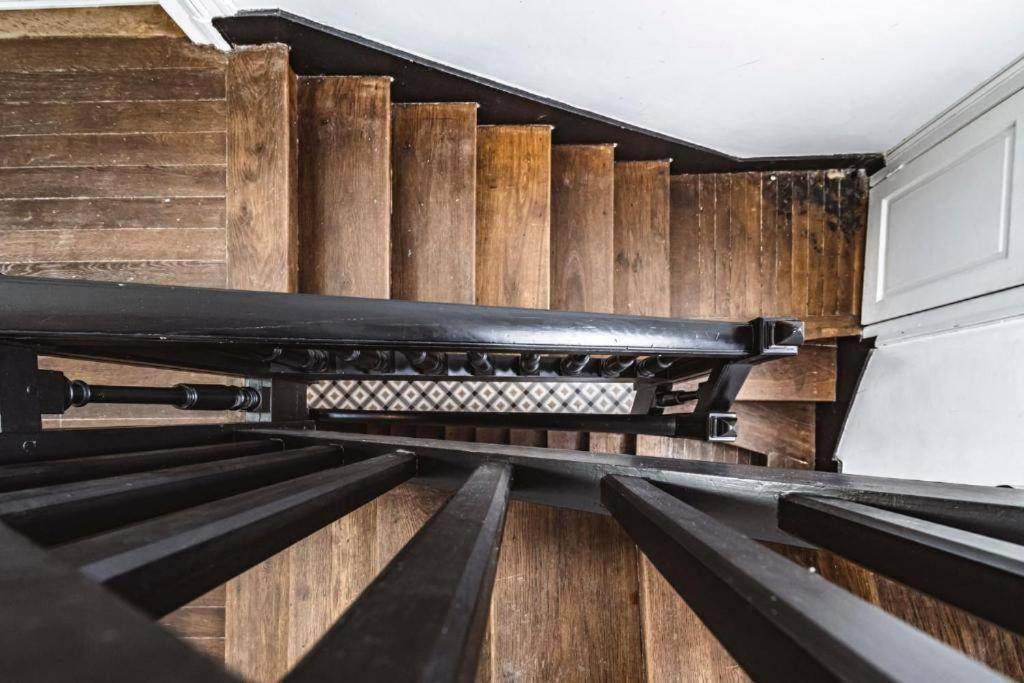 Steam, Baignoire Balneo Et Clim Apartment Reims Bagian luar foto